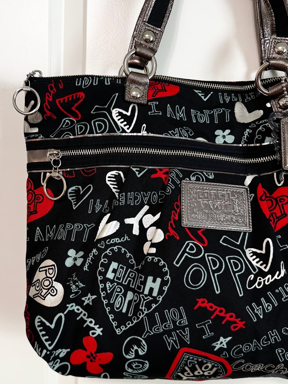 Coach Poppy 2010 Graffiti Glam Tote Shoulder Bag Black Red Silver Style 13852 - Picture 6 of 16